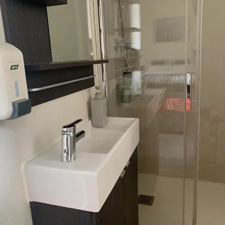 Nice Apartment Close To Park Guell1 Barcellona Esterno foto